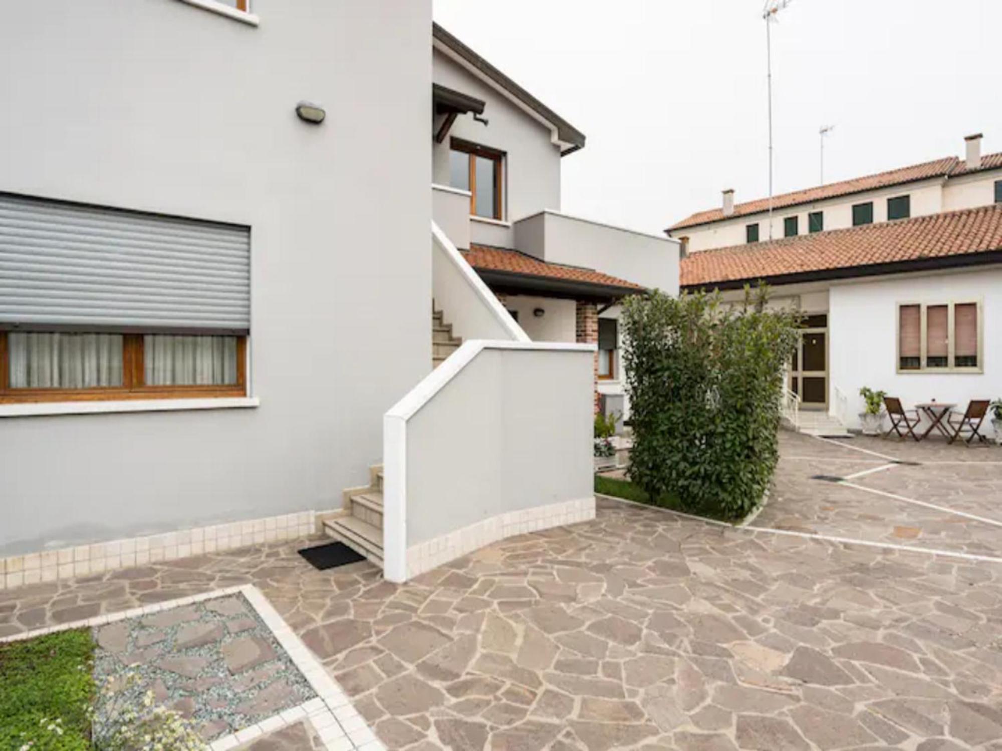 Апартаменты Casa Di Chiara Vicino Venezia E Aeroporto Vce Кампальто Экстерьер фото